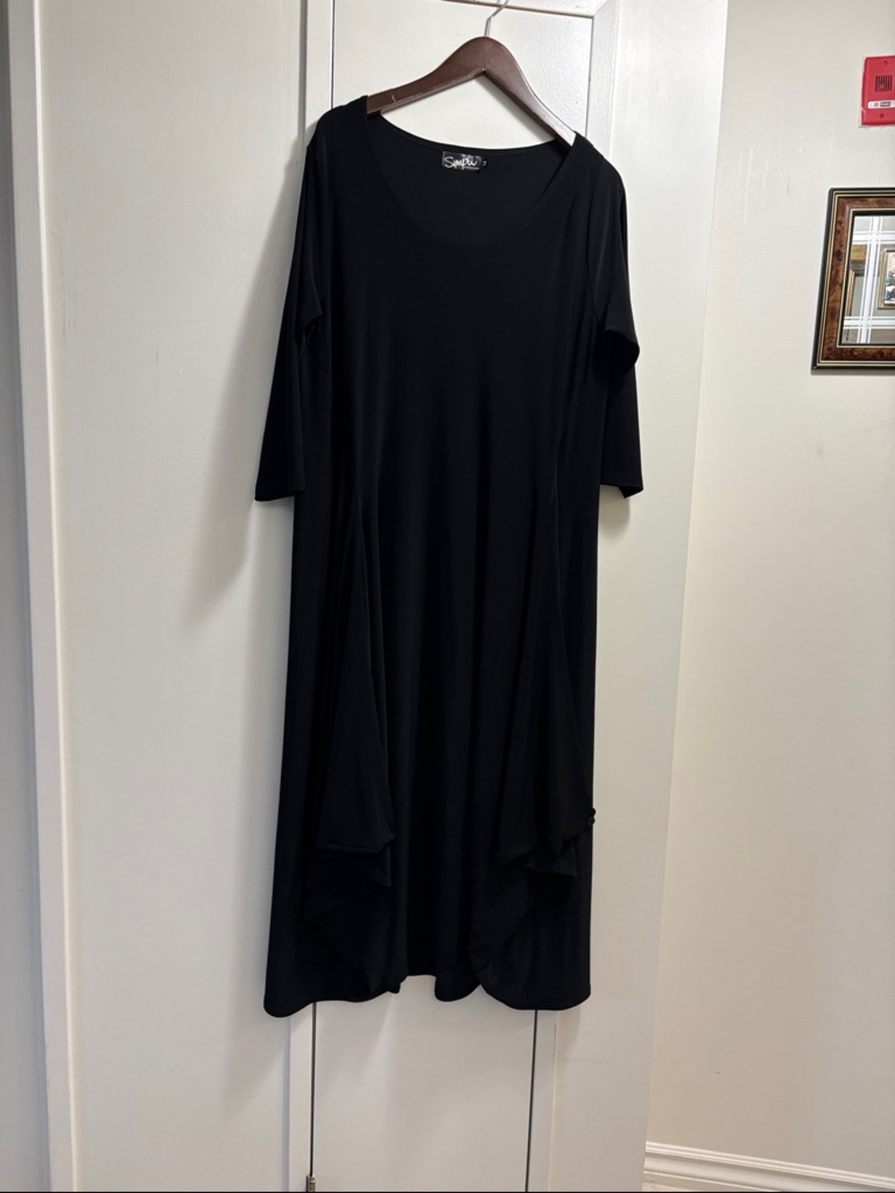 Simply Black Swing Midi Dress